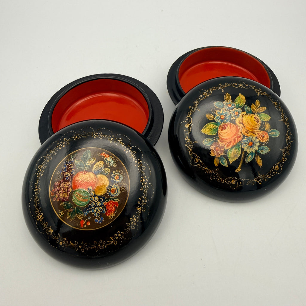 Russische Lackdosen Mstjora 2er Set UdSSR Schatulle Blumen Obst Vintage 1970 Showroom Ansbach
