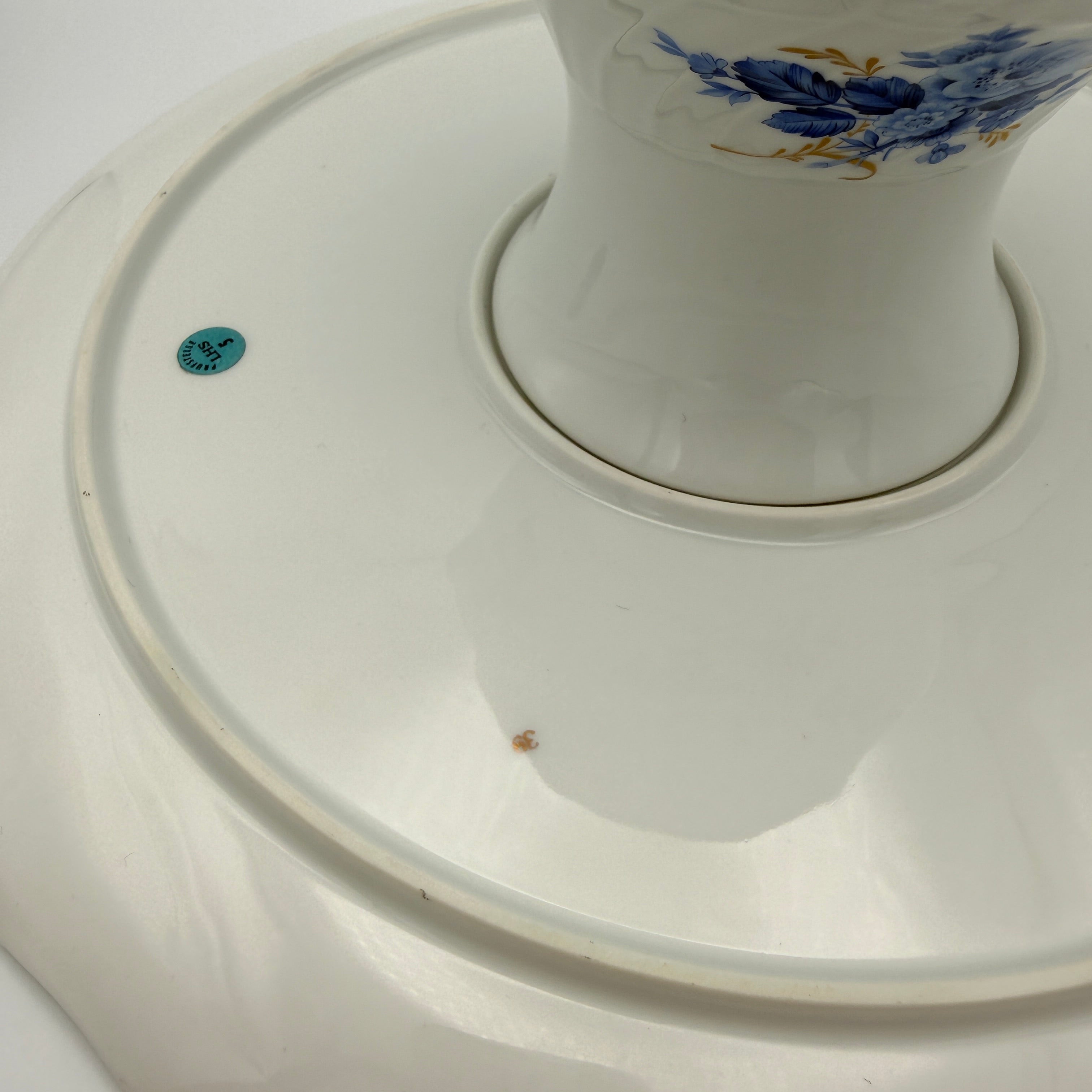 Hutschenreuther Chateau Bleu Tortenplatte mit Standfuss Dresden Gold 1980 Hutschenreuther