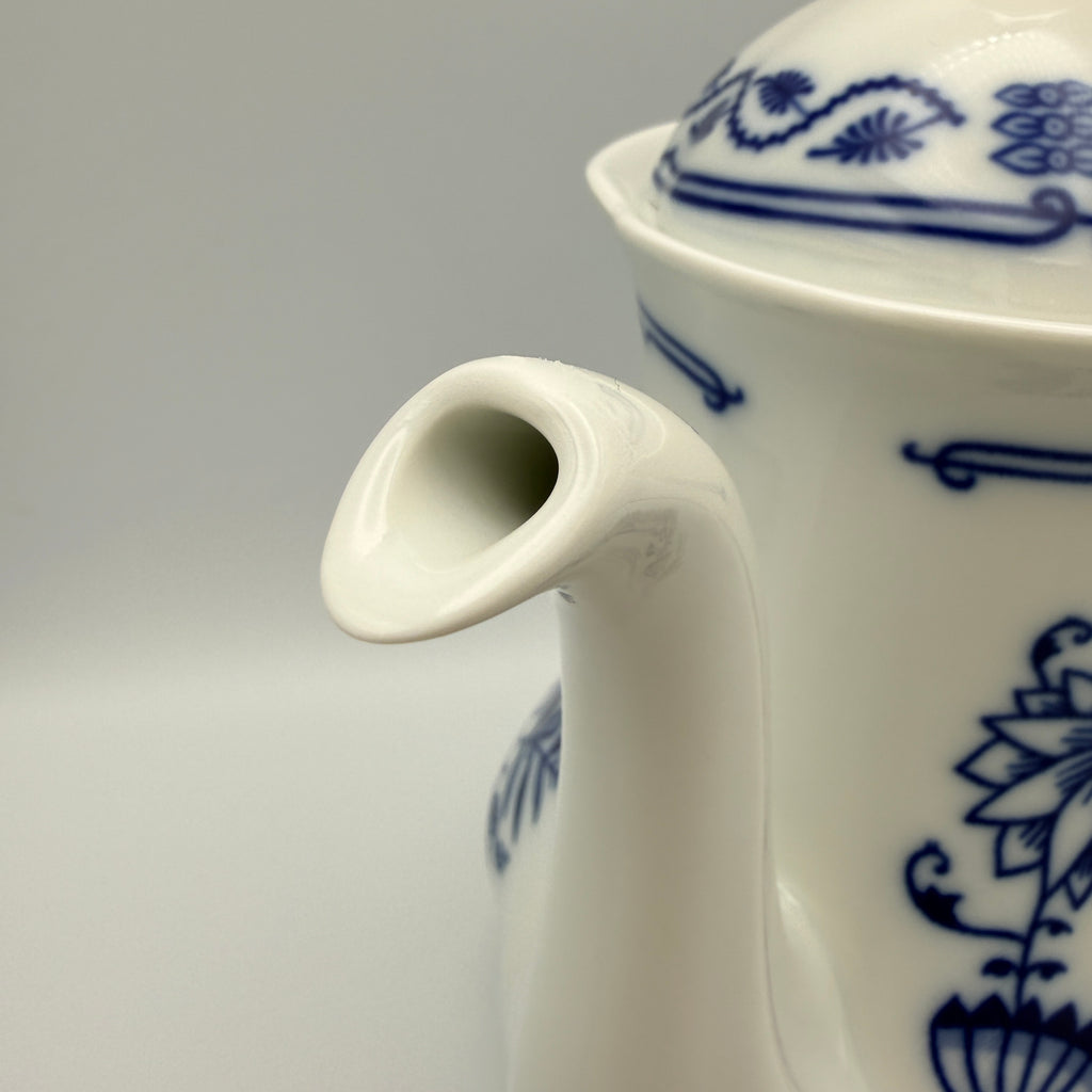 Rudolf Kämpf Zwiebelmuster Kaffeeservice, ca. 1960-1980, 11-tlg. Showroom Ansbach