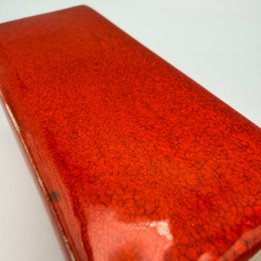 Mid Century Keramikvase Rot Rechteckig ca. 1960er–1970er Jahre Showroom Ansbach
