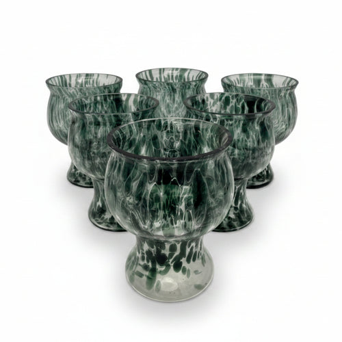 6 Kunstglas Fußbecher grün gesprenkelt handgearbeitet 1980er Showroom Ansbach