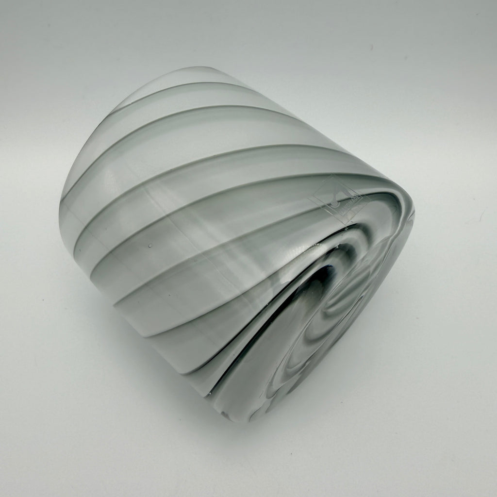Handmade Studio Glas Windlicht Vase Weiß Grau Swirl ca. 1990er–2000er Showroom Ansbach