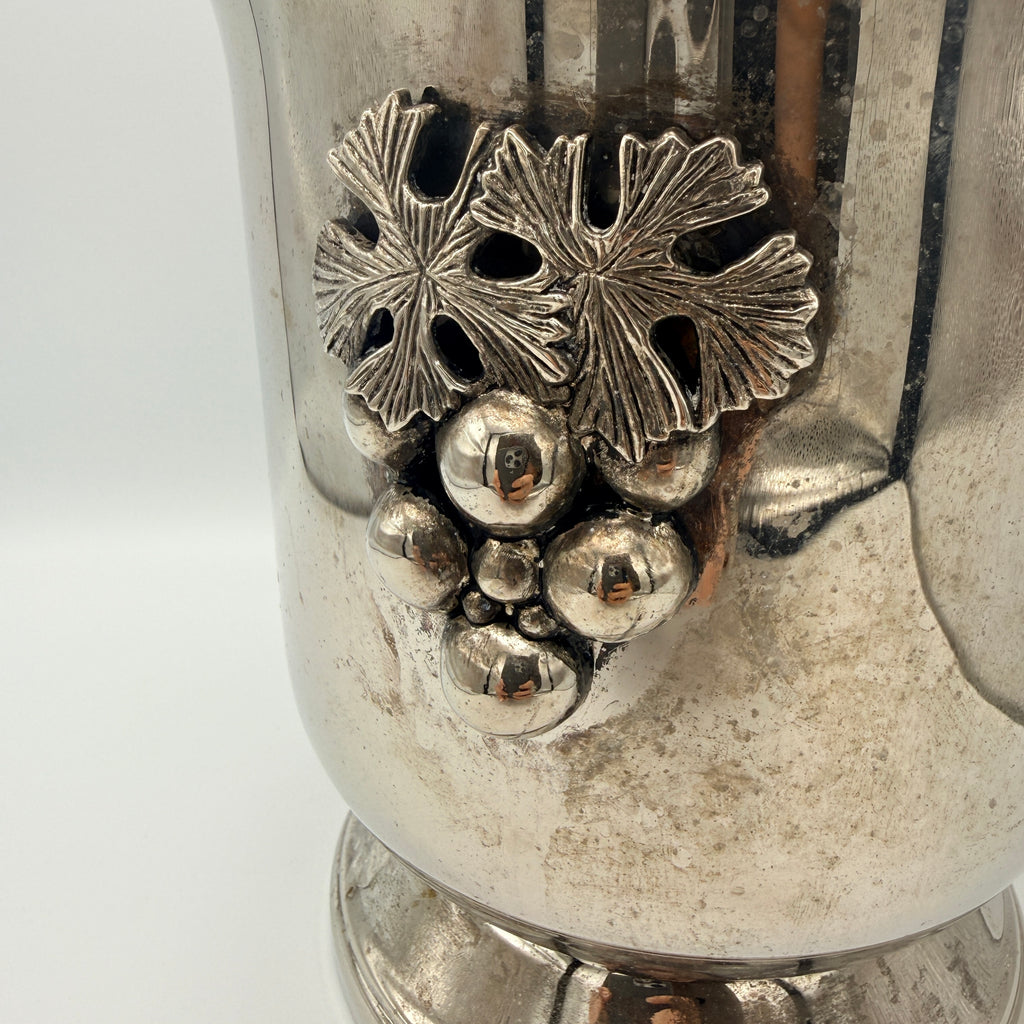 Art Déco Sektkühler versilbert Traubendekor 1940er–60er Jahre Showroom Ansbach