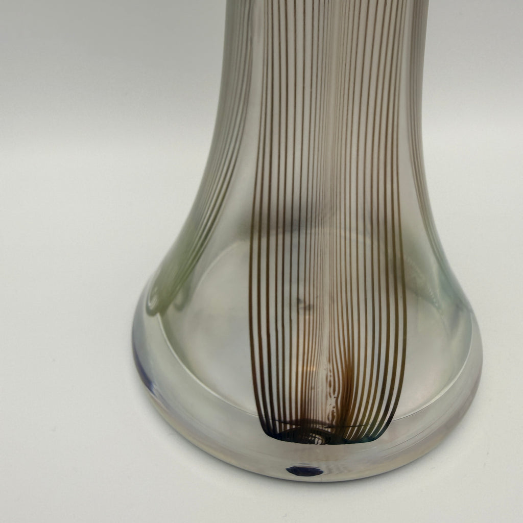 Eisch Studioglas Vase 1984 irisierend Fadendekor signiert Glashütte Eisch