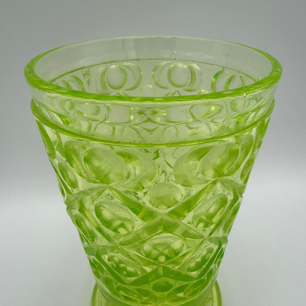 Jefferson Glass Uranglas-Fußbecher Diamond and Peg um 1910 Showroom Ansbach