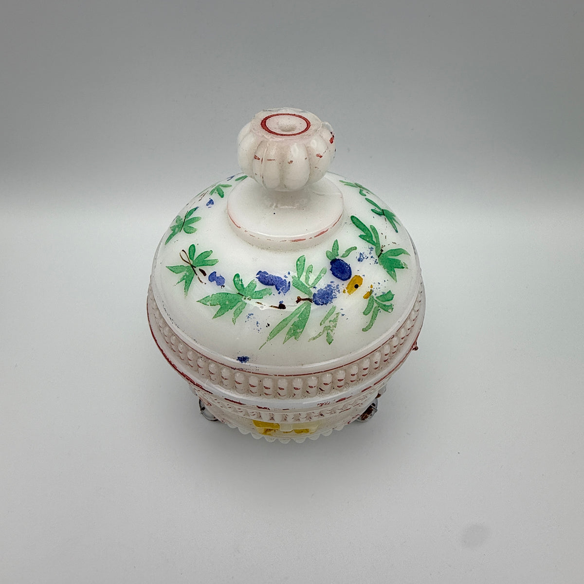 Antike Deckeldose aus Manganglas mit Blumenmalerei, ca. 1900–1930 Showroom Ansbach
