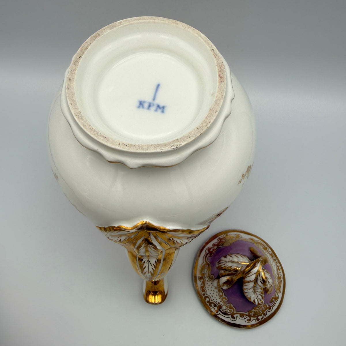 KPM Krister Kaffee- & Teeservice für 2 – Rosa & Gold – um 1870–1890 KPM Krister