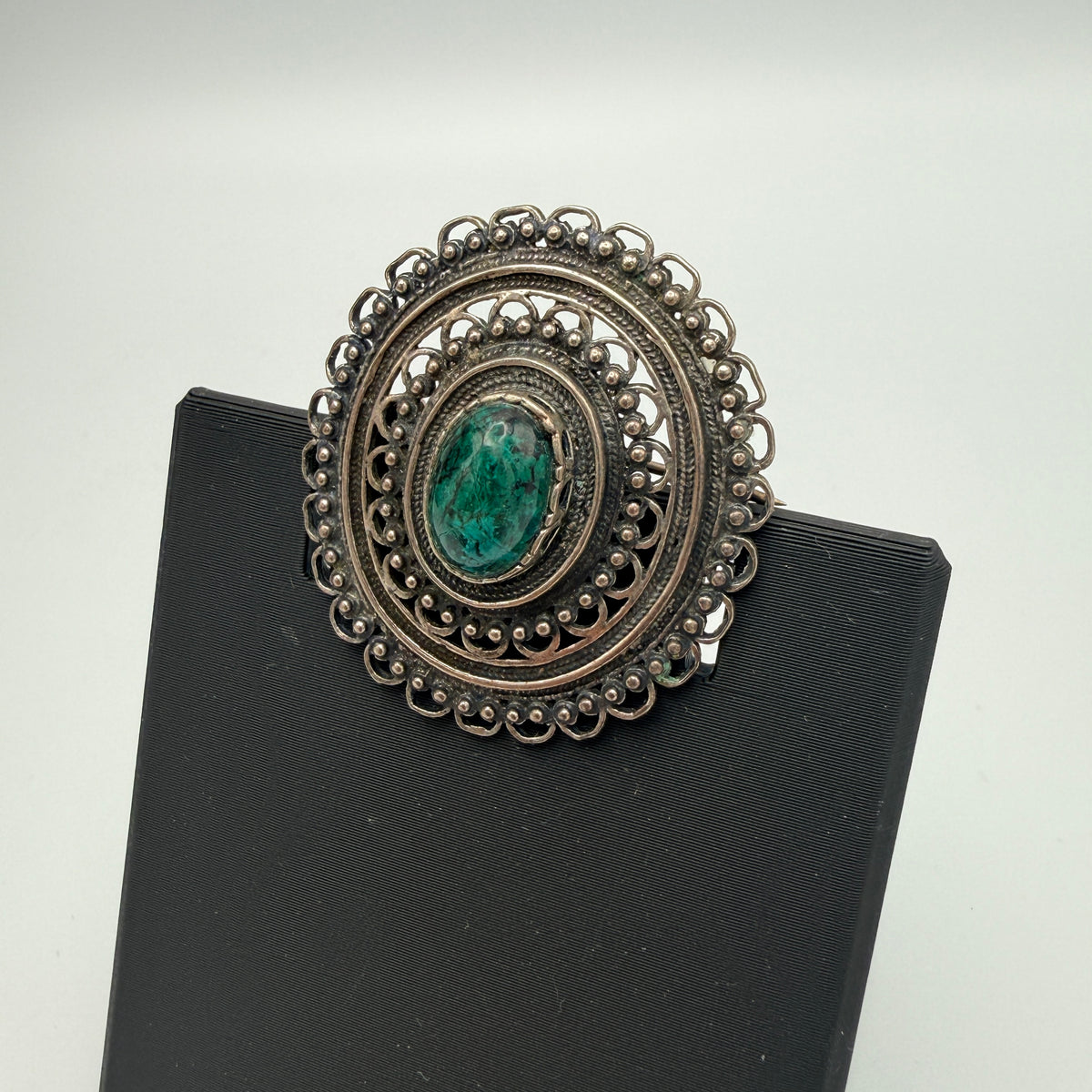 Vintage 925 Silber Schmuckset Kette Brosche Anhänger grüne Steine 1970er–1980er Showroom Ansbach