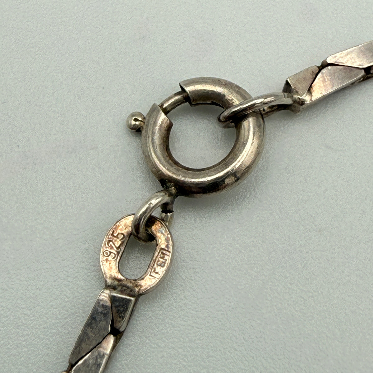 Lange 925er Silberkette mit schwarzem Onyx – Vintage, vermutlich 1980er/1990er Jahre Showroom Ansbach