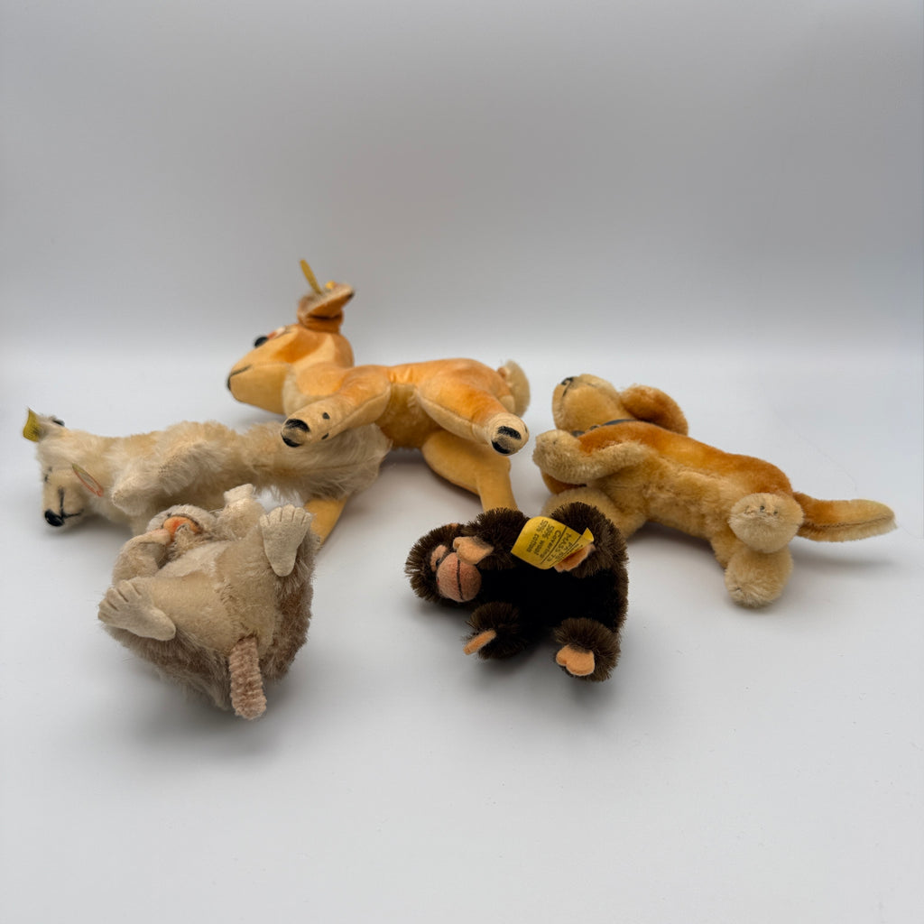 5 Steiff Tiere Bambi Xorry Jocko Bazi Goldy Knopf Fahne 1950er–70er Steiff
