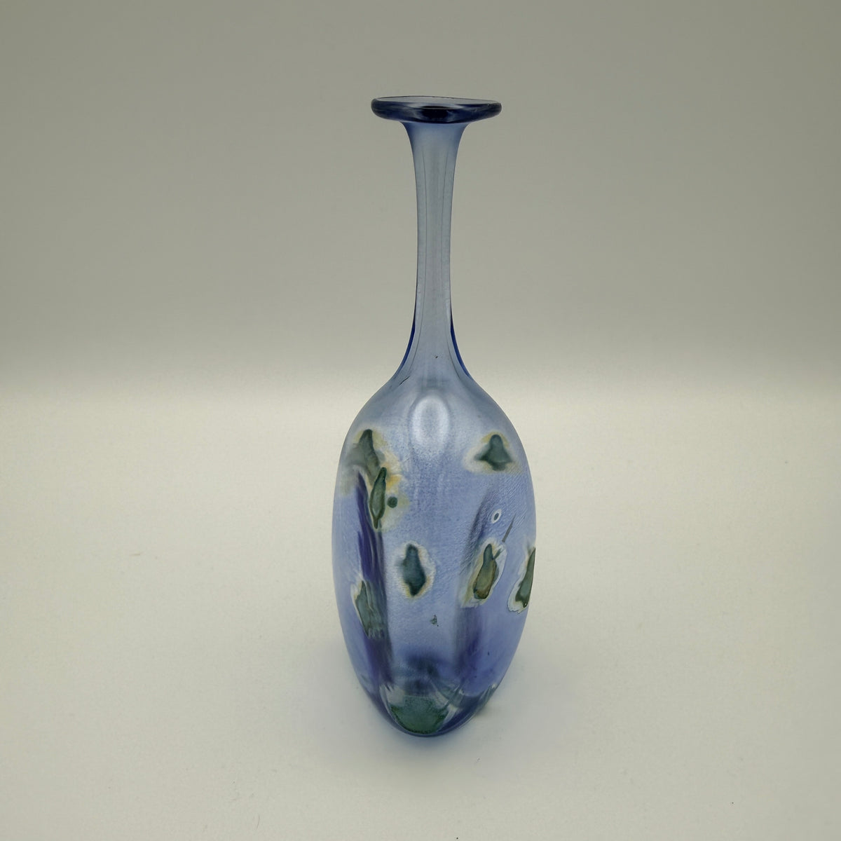 Studioglas Vase signiert Schmid JS/IS 94 blau-grün 1994 Showroom Ansbach