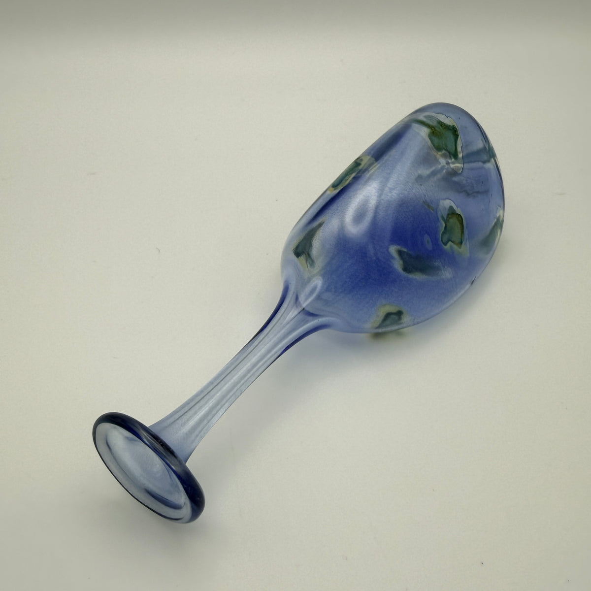 Studioglas Vase signiert Schmid JS/IS 94 blau-grün 1994 Showroom Ansbach